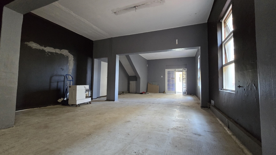 To Let commercial Property for Rent in Salt River Western Cape